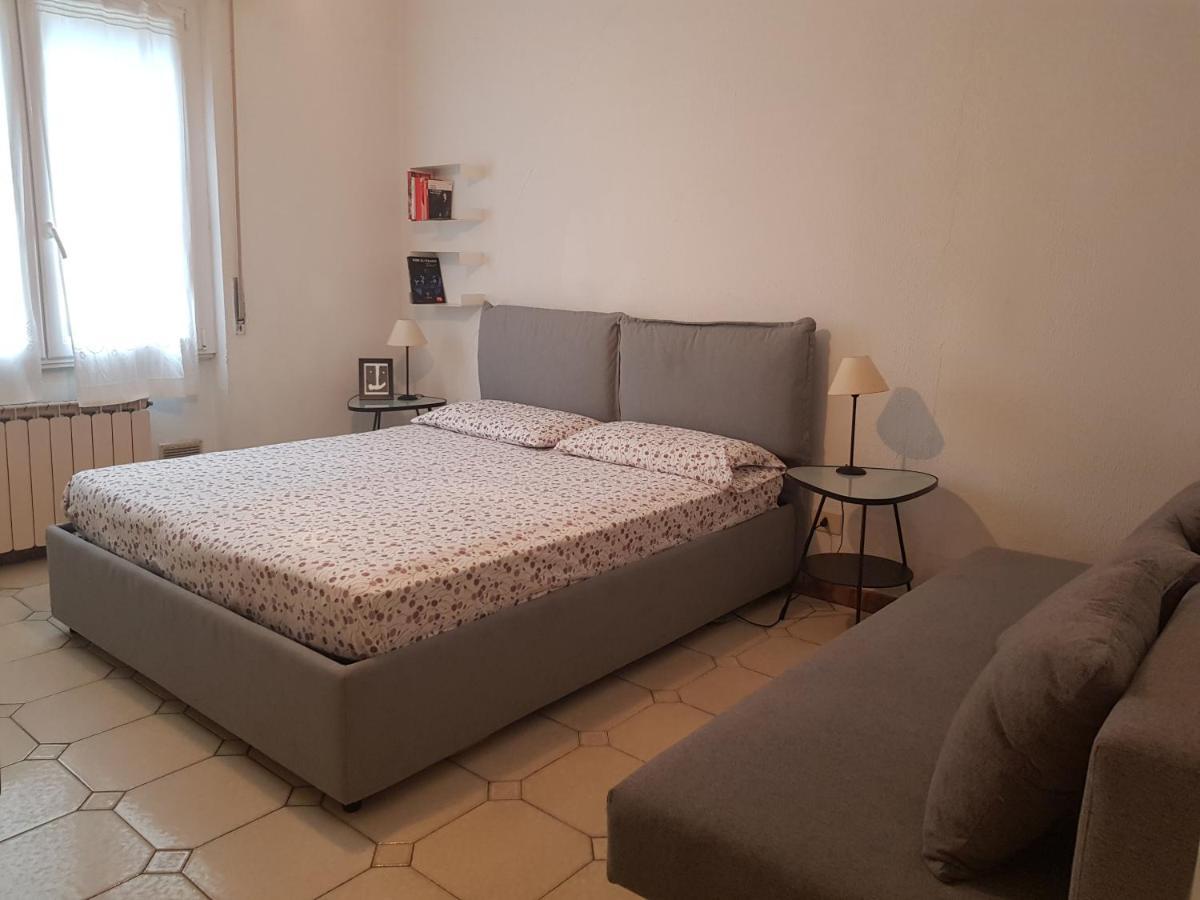 Holiday In Pietra Ligure Εξωτερικό φωτογραφία